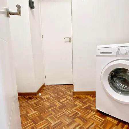 Flat Overlooking The Park 1km To Plaza Pontevedra Apartment *