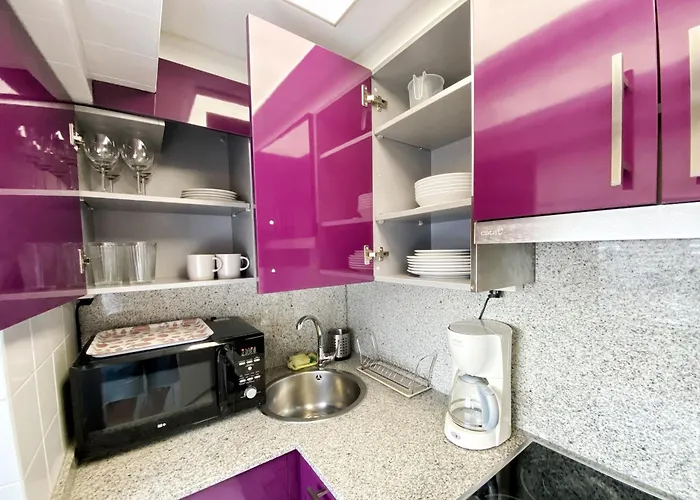 Flat Overlooking The Park 1km To Plaza Pontevedra Appartement
