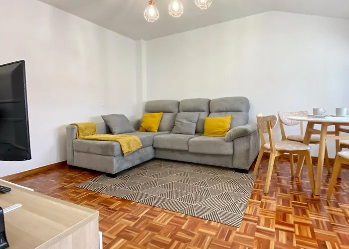 Flat Overlooking The Park 1km To Plaza Pontevedra Appartement